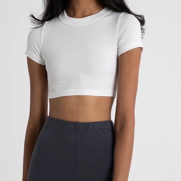 Cropped rib tee - Picture 2 of 3